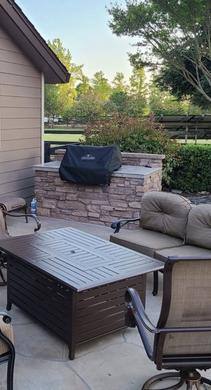 Outdoor Kitchens & Living Spaces