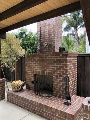 Outdoor Kitchens & Living Spaces