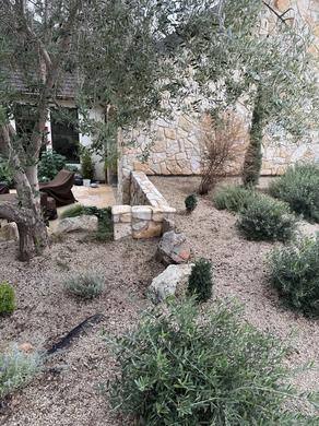 Stonework, Veneer & Walls